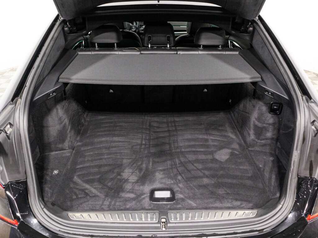 BMW 6 серии 2018 года с пробегом. Фото: #14