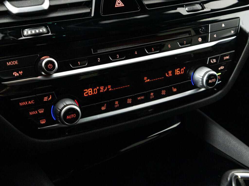 BMW 6 серии 2018 года с пробегом. Фото: #19