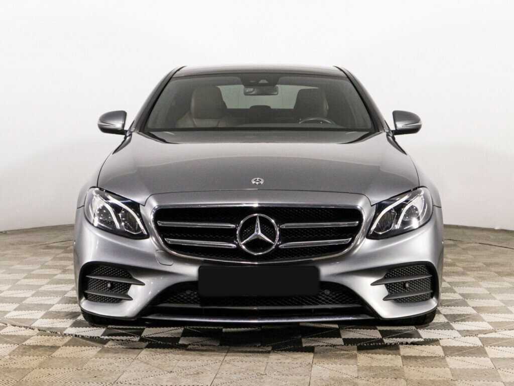 Mercedes-Benz E-Класс 2019 года с пробегом. Фото: #1