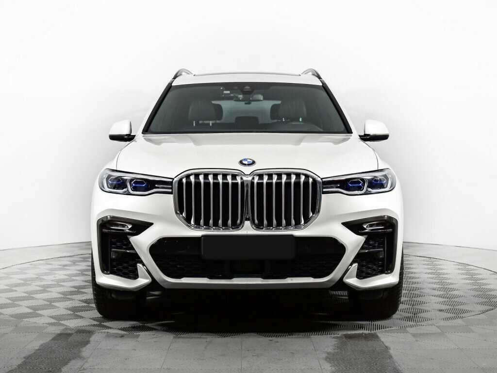 BMW X7 2020 года с пробегом. Фото: #1
