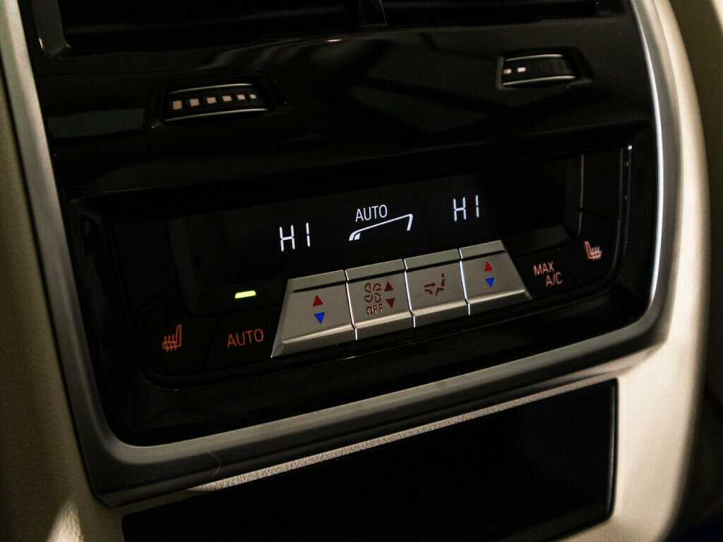 BMW X7 2022 года с пробегом. Фото: #21