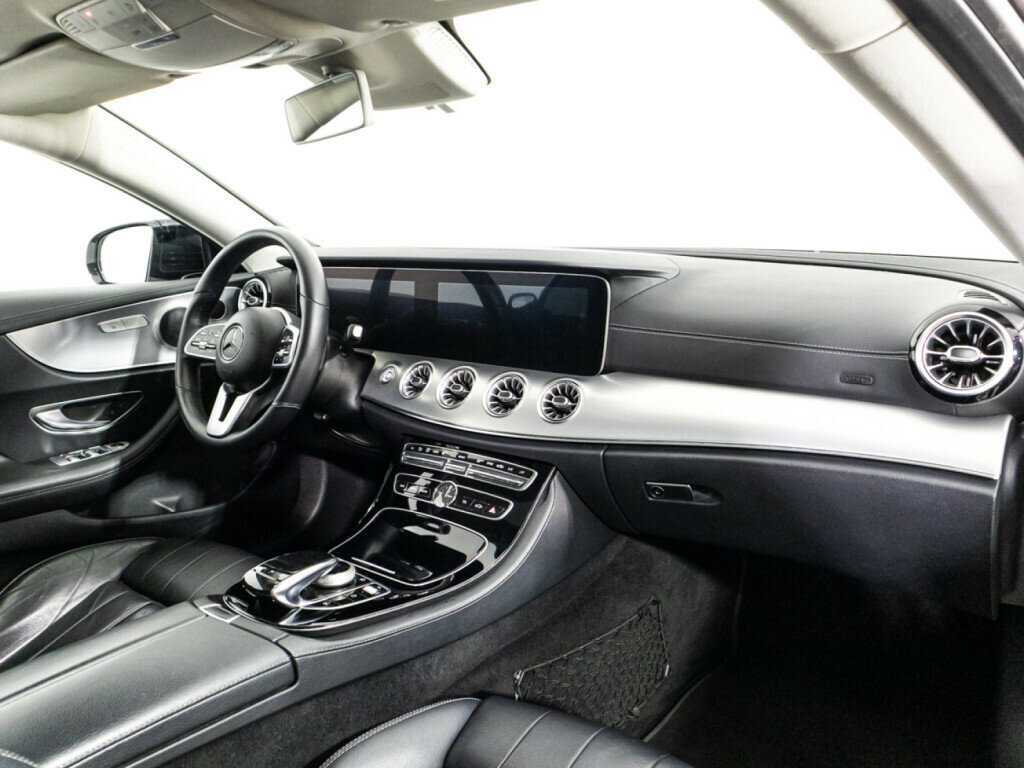 Mercedes-Benz E-Класс 2020 года с пробегом. Фото: #8