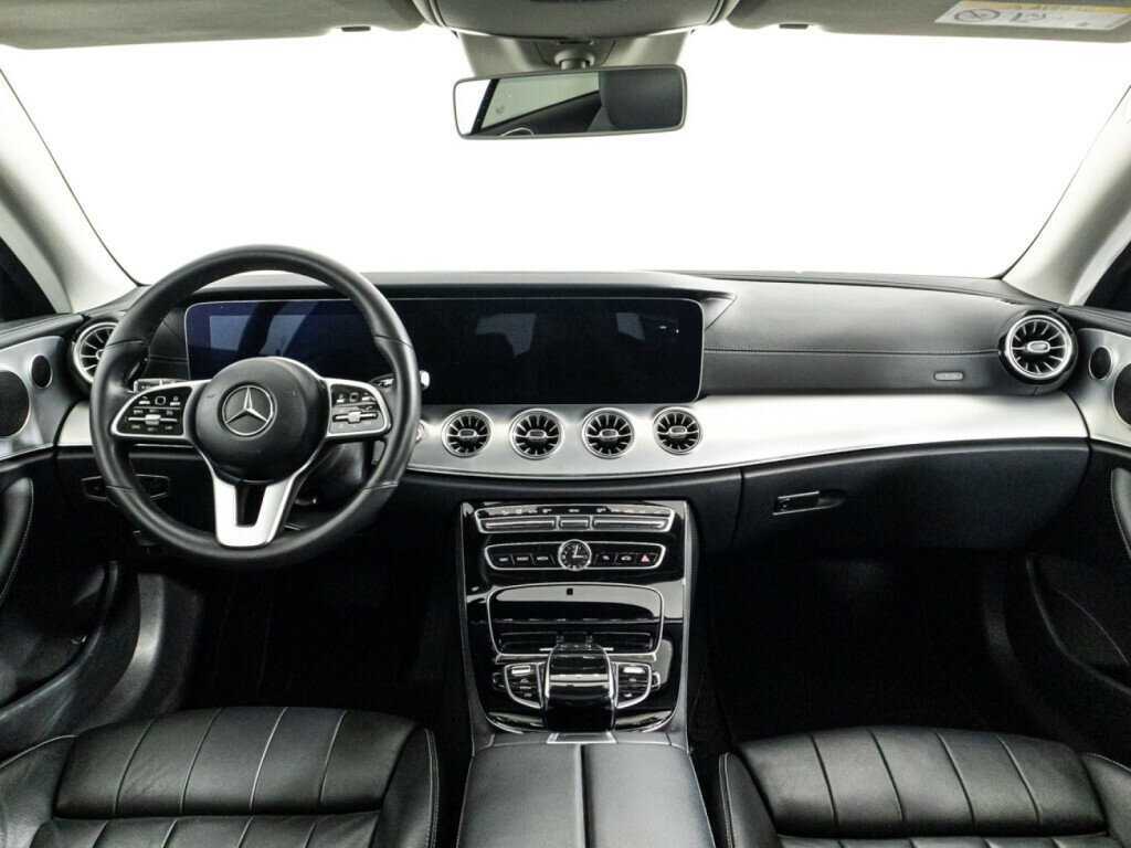 Mercedes-Benz E-Класс 2020 года с пробегом. Фото: #12