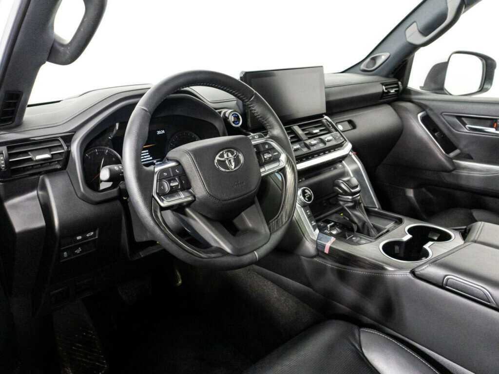 Toyota Land Cruiser 2021 года с пробегом. Фото: #10