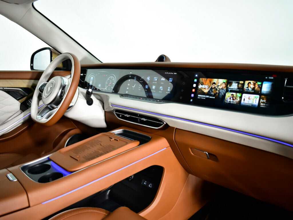 Voyah Free 2023 года с пробегом. Фото: #8