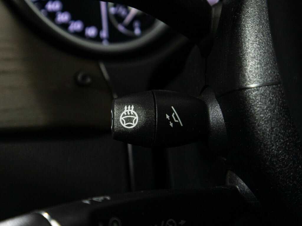 Mercedes-Benz GL-Класс 2015 года с пробегом. Фото: #21