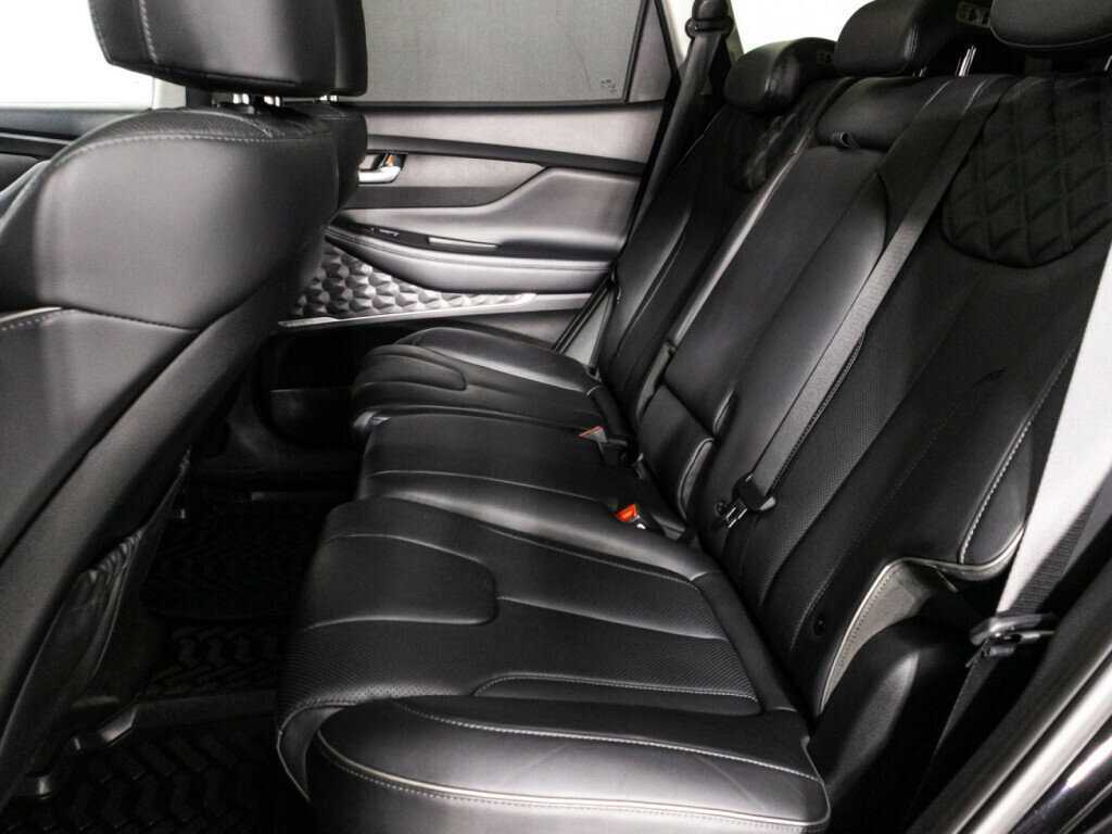 Hyundai Santa Fe 2021 года с пробегом. Фото: #9