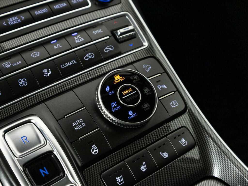 Hyundai Santa Fe 2021 года с пробегом. Фото: #22