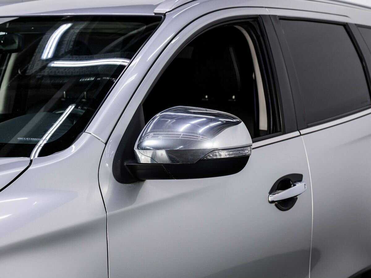 Mitsubishi Pajero Sport 2017 года с пробегом. Фото: #6