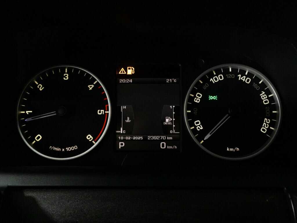 Land Rover Discovery 2009 года с пробегом. Фото: #9