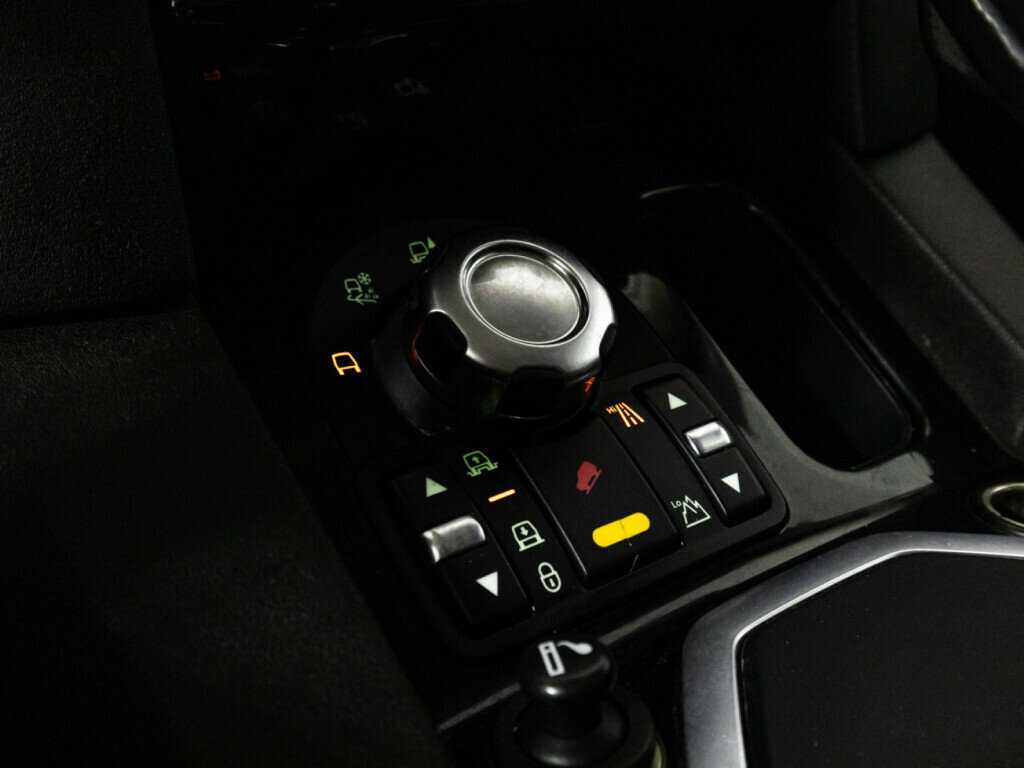 Land Rover Discovery 2009 года с пробегом. Фото: #13