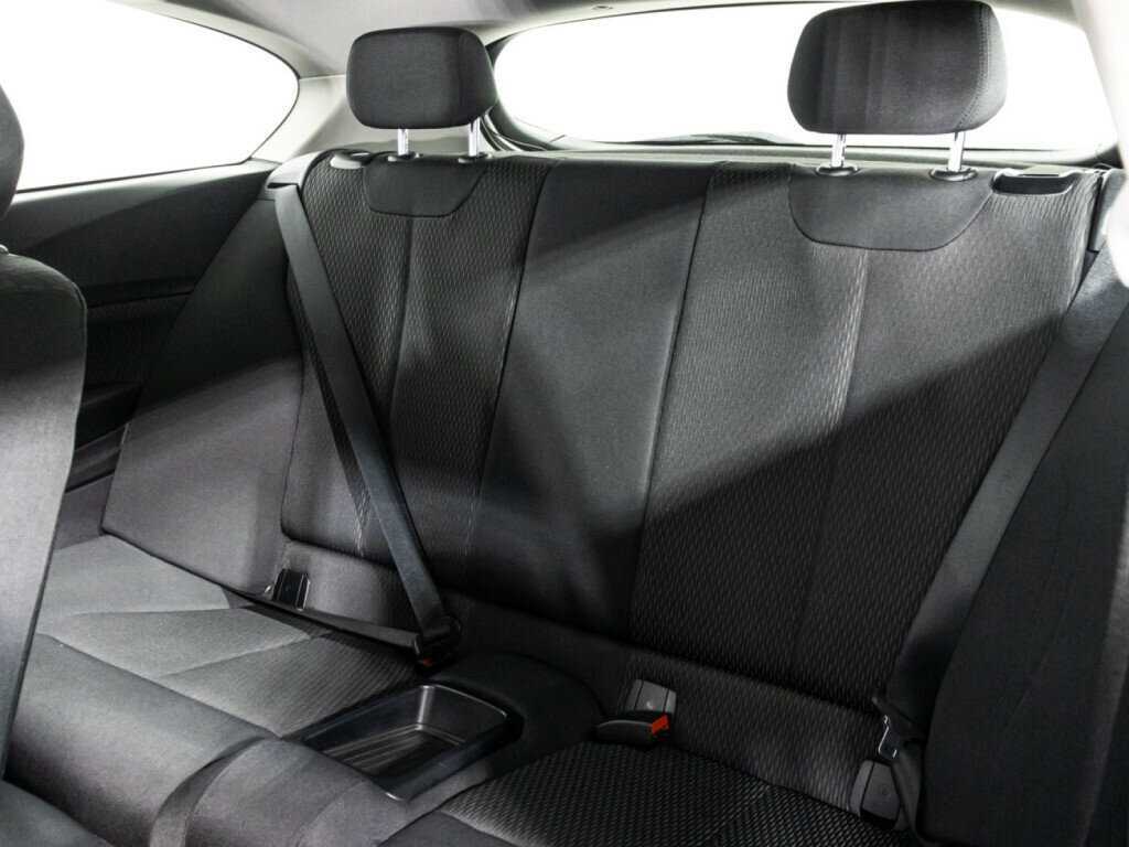 BMW 1 серии 2013 года с пробегом. Фото: #9