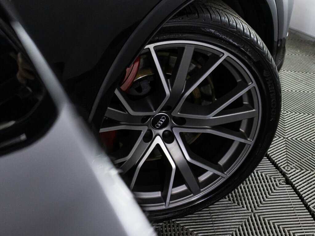 Audi SQ7 2018 года с пробегом. Фото: #28