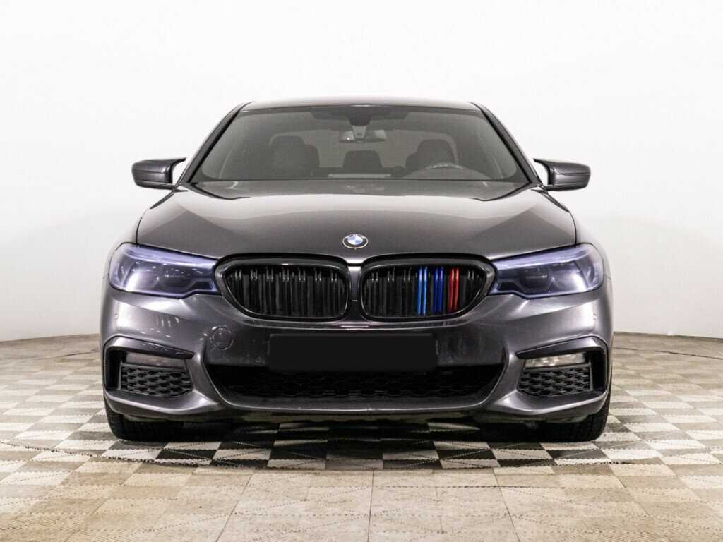 BMW 5 серии 2019 года с пробегом. Фото: #1