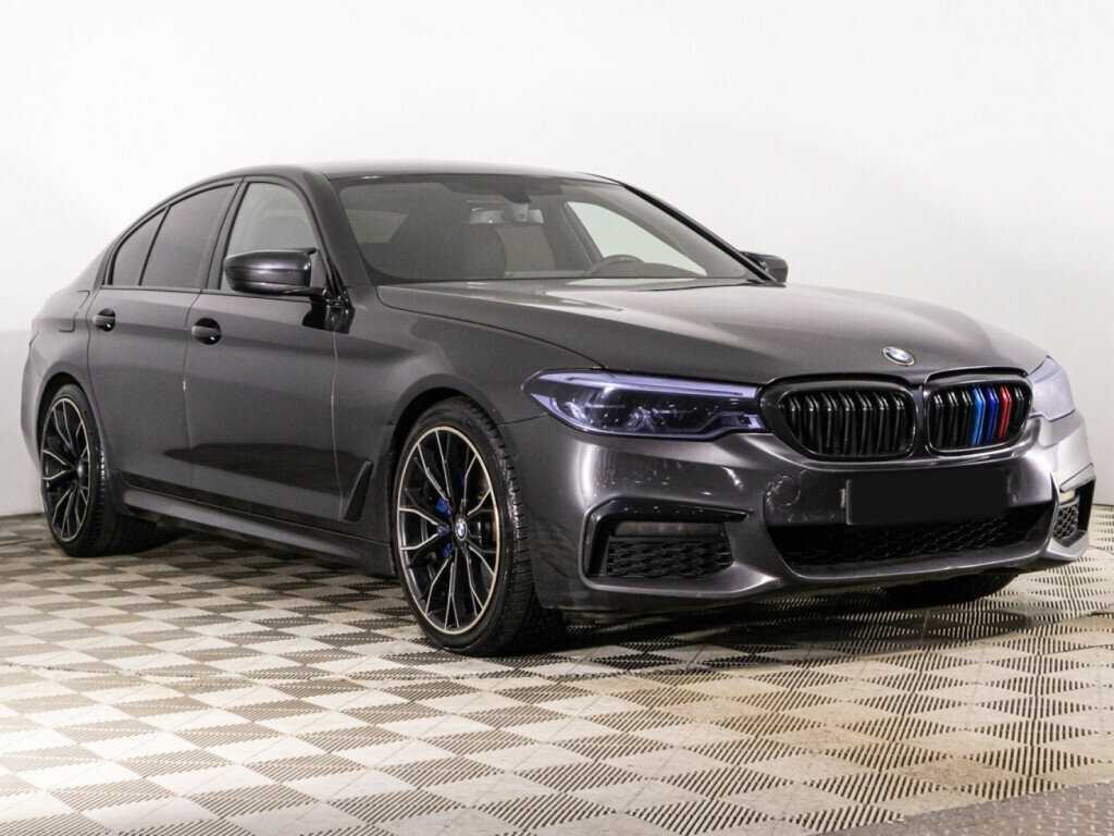 BMW 5 серии 2019 года с пробегом. Фото: #2