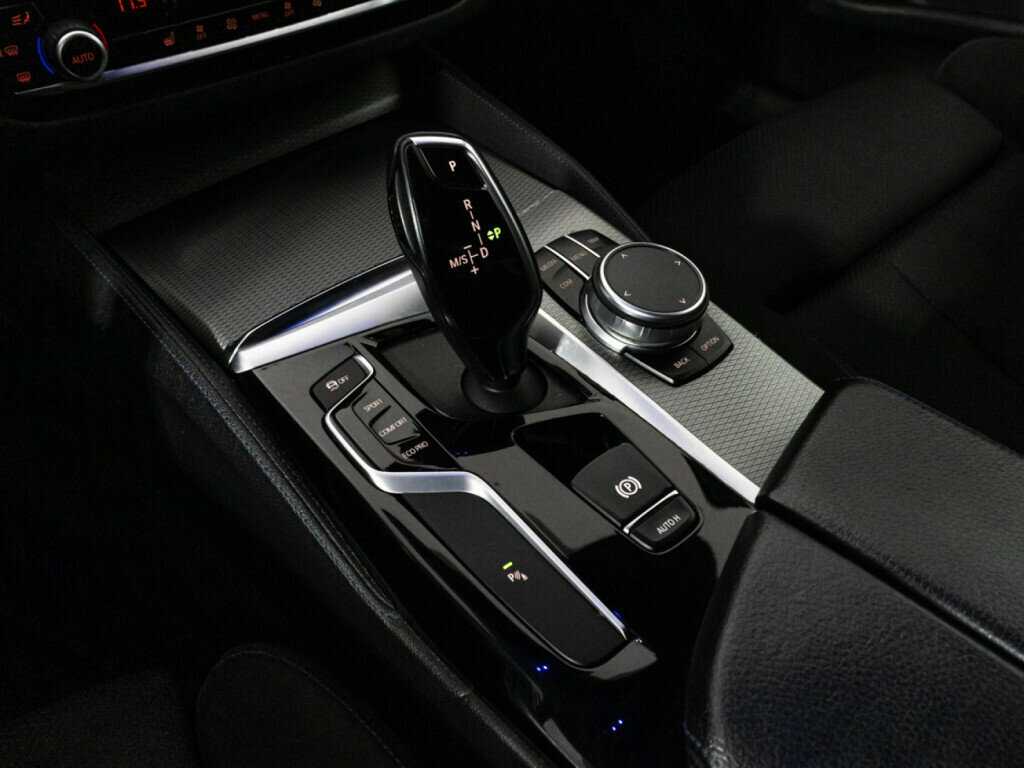 BMW 5 серии 2019 года с пробегом. Фото: #19