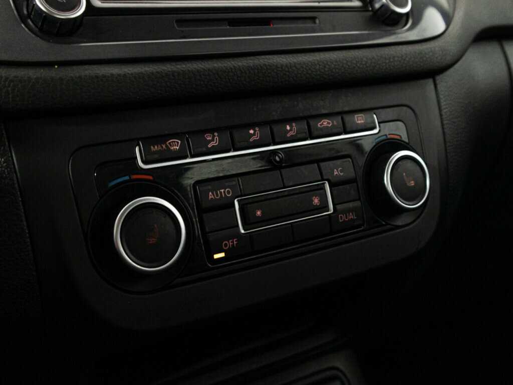 Volkswagen Tiguan 2011 года с пробегом. Фото: #15