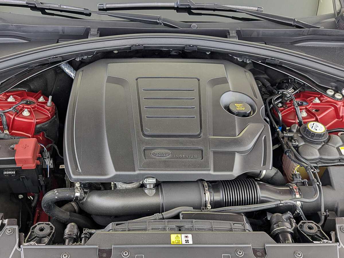 Land Rover Range Rover Velar 2019 года с пробегом. Фото: #8