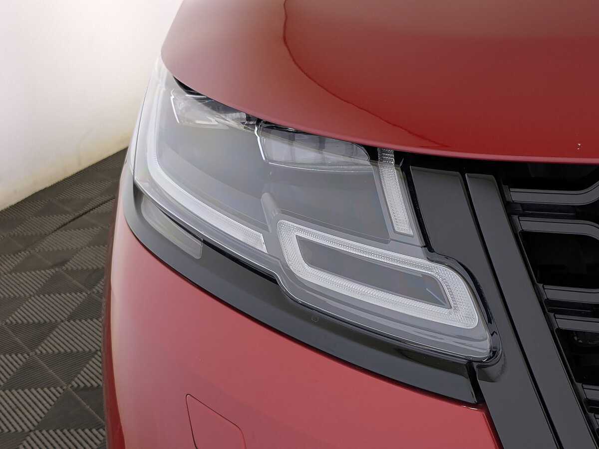 Land Rover Range Rover Velar 2019 года с пробегом. Фото: #10