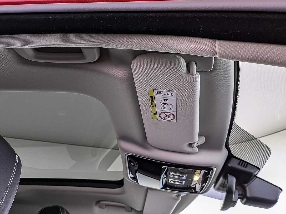 Land Rover Range Rover Velar 2019 года с пробегом. Фото: #22