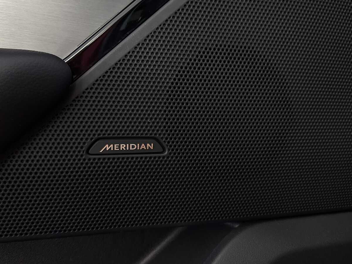 Land Rover Range Rover Velar 2019 года с пробегом. Фото: #28