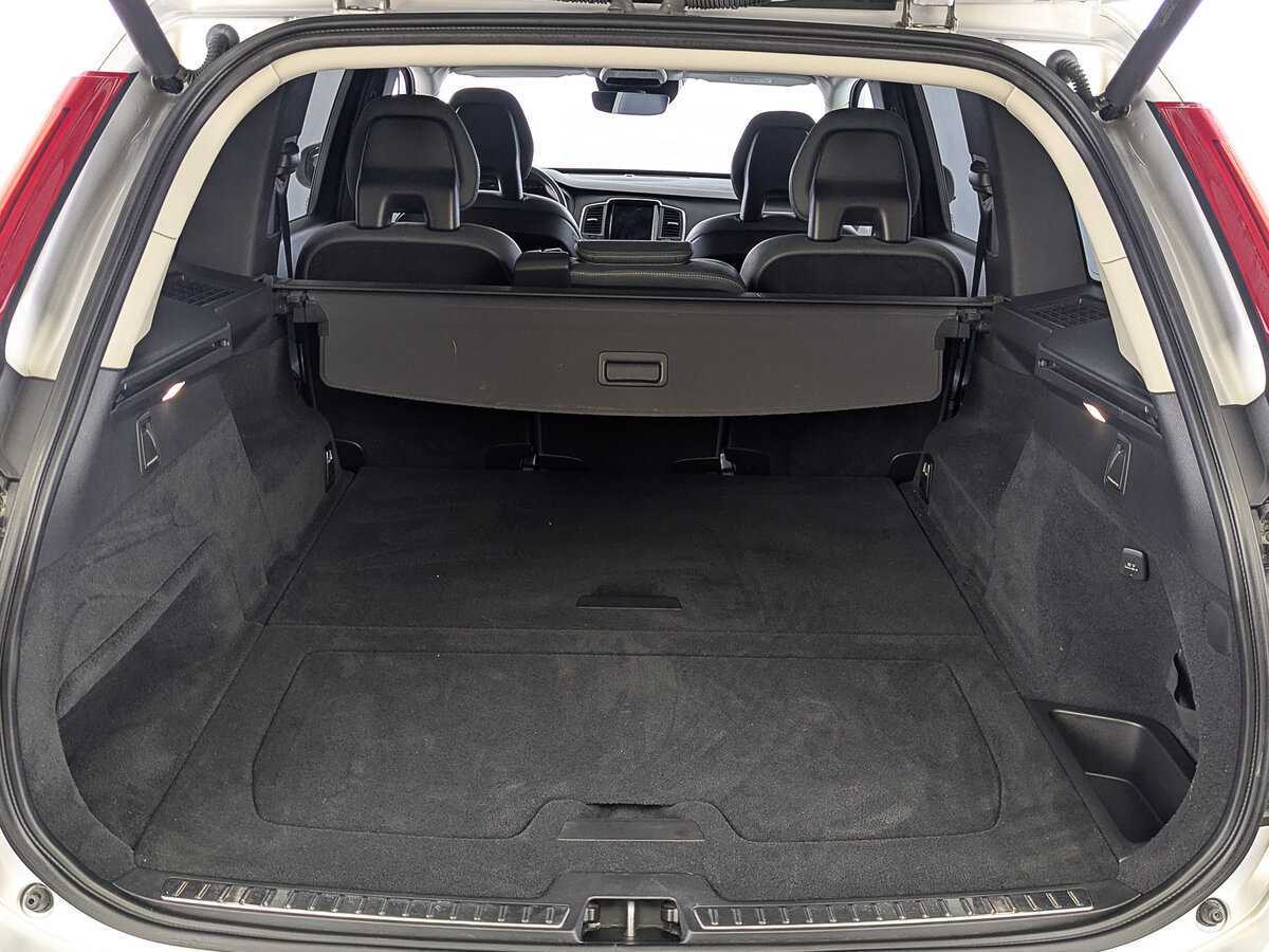 Volvo XC90 2019 года с пробегом. Фото: #9