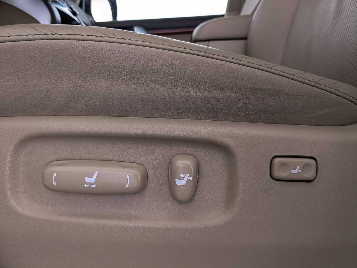 Toyota Land Cruiser 2014 года с пробегом. Фото: #23