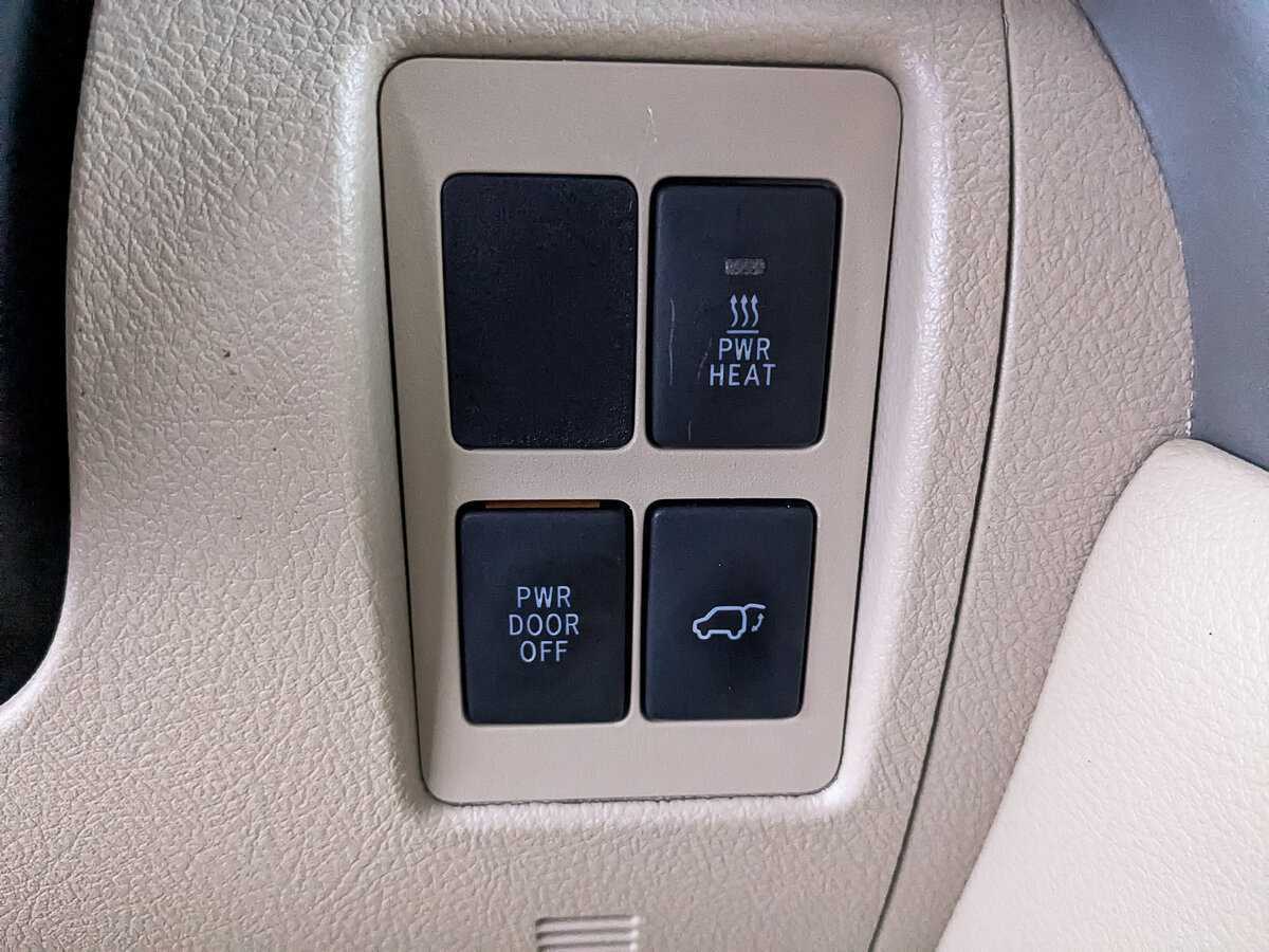 Toyota Land Cruiser 2014 года с пробегом. Фото: #27