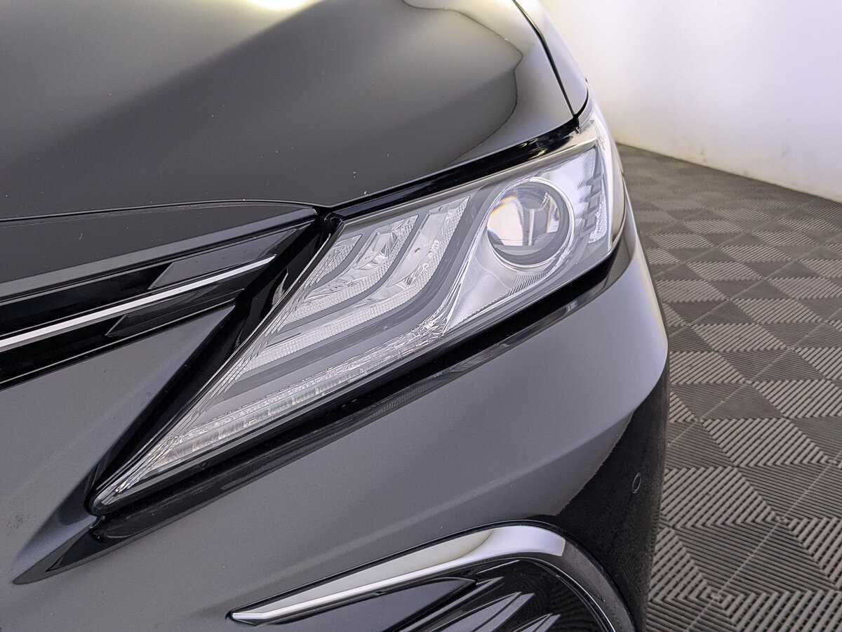 Toyota Camry 2023 года с пробегом. Фото: #10