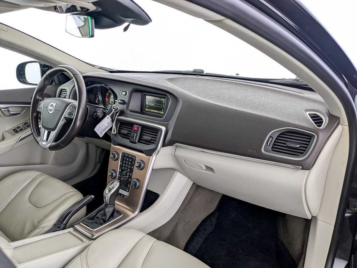 Volvo V40 2013 года с пробегом. Фото: #10