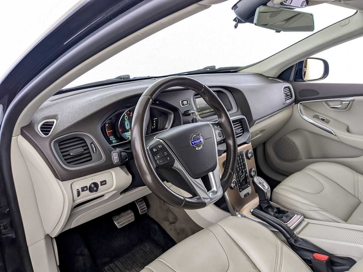 Volvo V40 2013 года с пробегом. Фото: #15