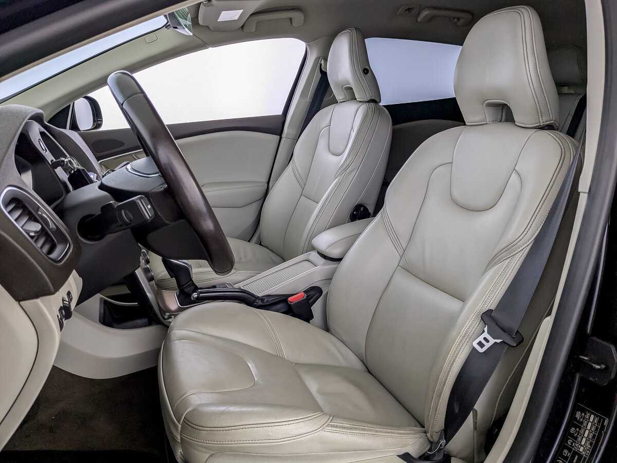 Volvo V40 2013 года с пробегом. Фото: #19