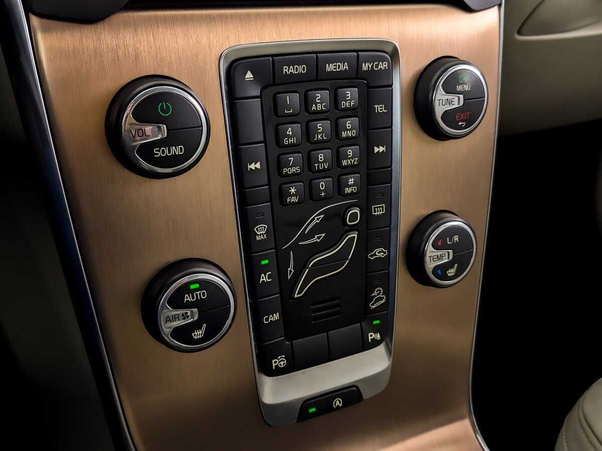 Volvo V40 2013 года с пробегом. Фото: #24