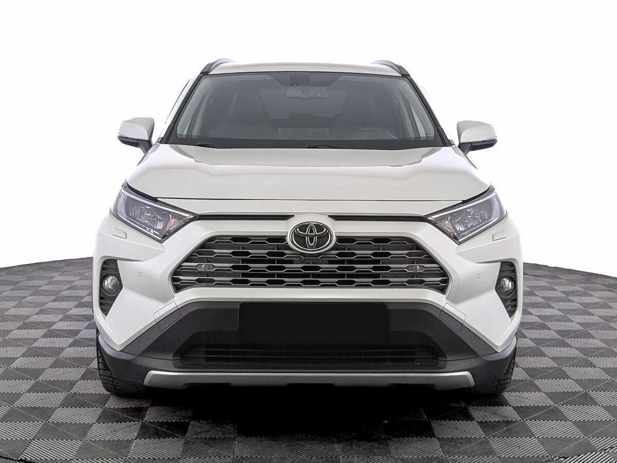 Toyota RAV4 2019 года с пробегом. Фото: #1