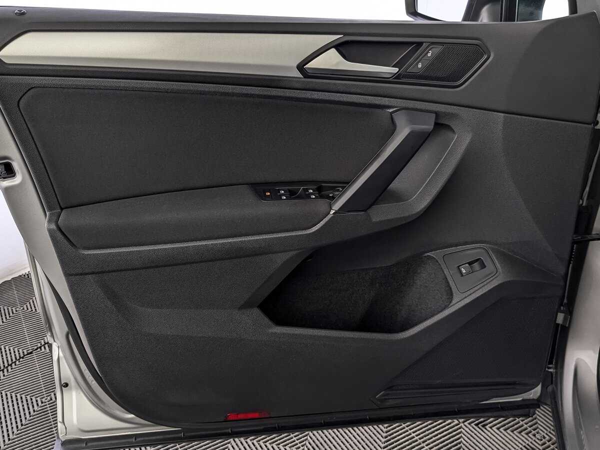 Volkswagen Tiguan 2020 года с пробегом. Фото: #18