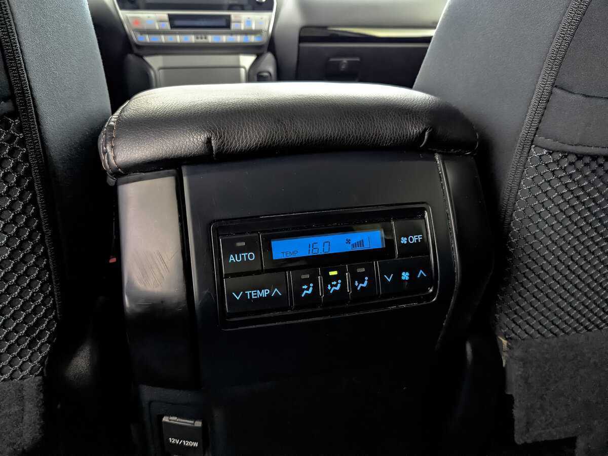 Toyota Land Cruiser Prado 2021 года с пробегом. Фото: #24