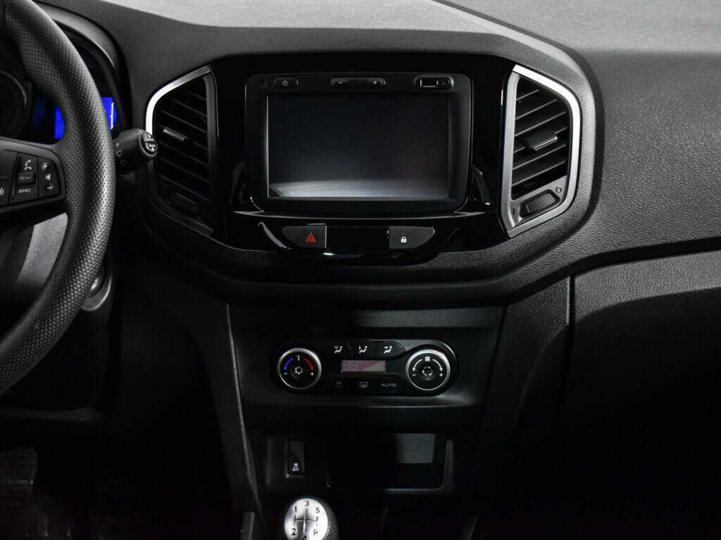 Б/У Лада (ВАЗ) ИКСРЭЙ 2017 года. Фото: #14