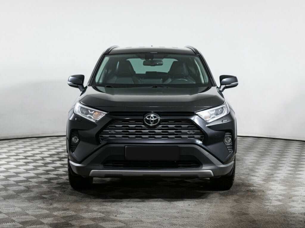 Toyota RAV4 2021 года с пробегом. Фото: #1