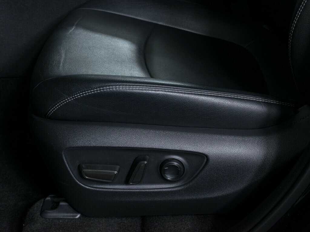 Toyota RAV4 2021 года с пробегом. Фото: #16