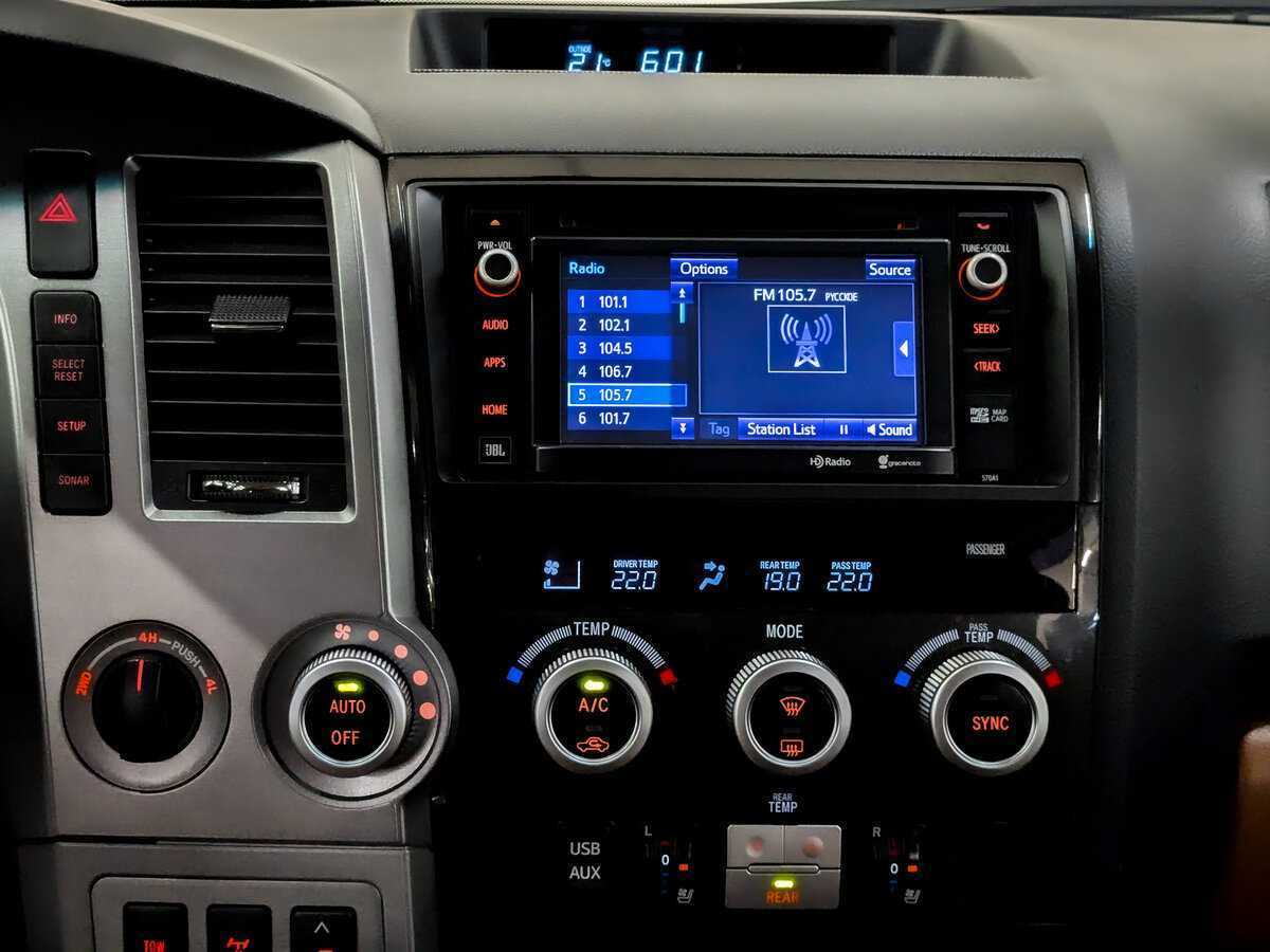 Toyota Sequoia 2013 года с пробегом. Фото: #14