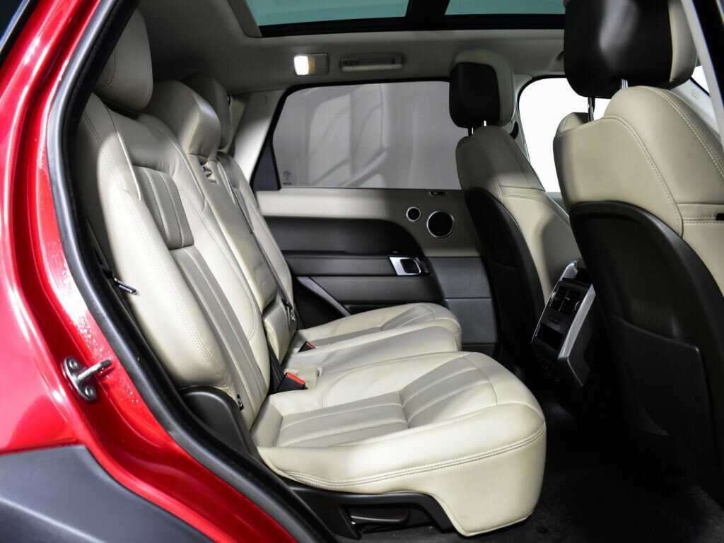 Land Rover Range Rover Sport 2019 года с пробегом. Фото: #9