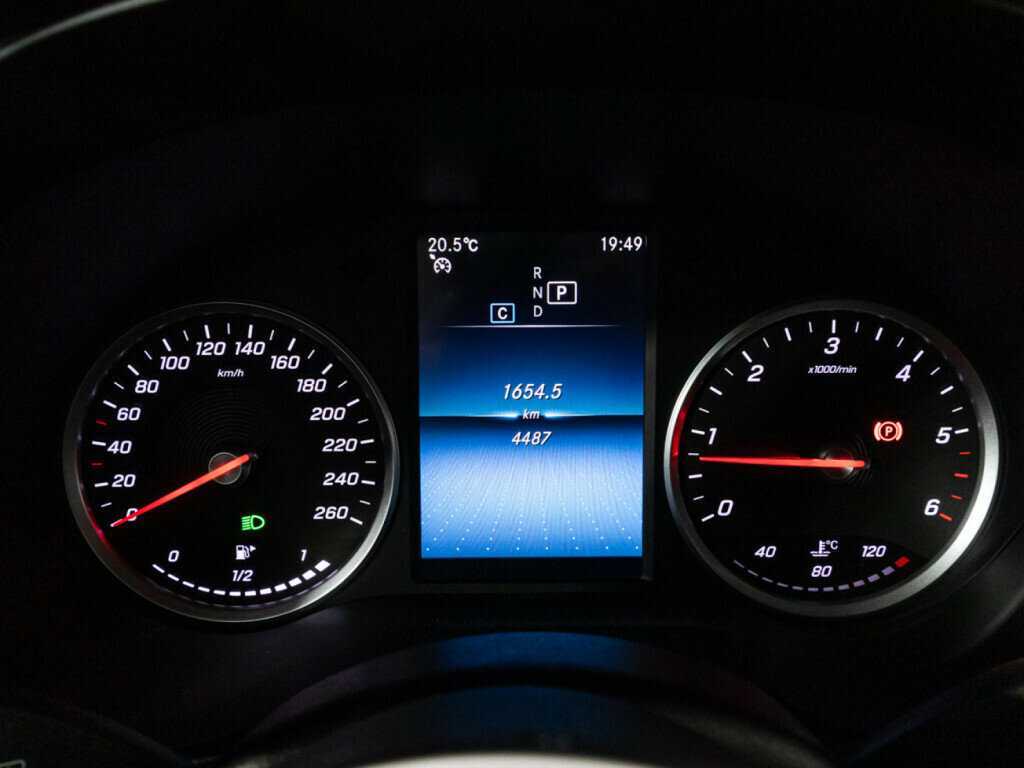 Mercedes-Benz GLC 2021 года с пробегом. Фото: #11