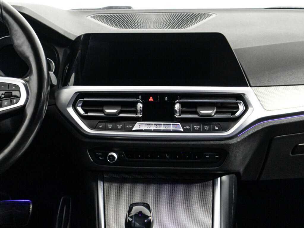 BMW 3 серии 2019 года с пробегом. Фото: #13