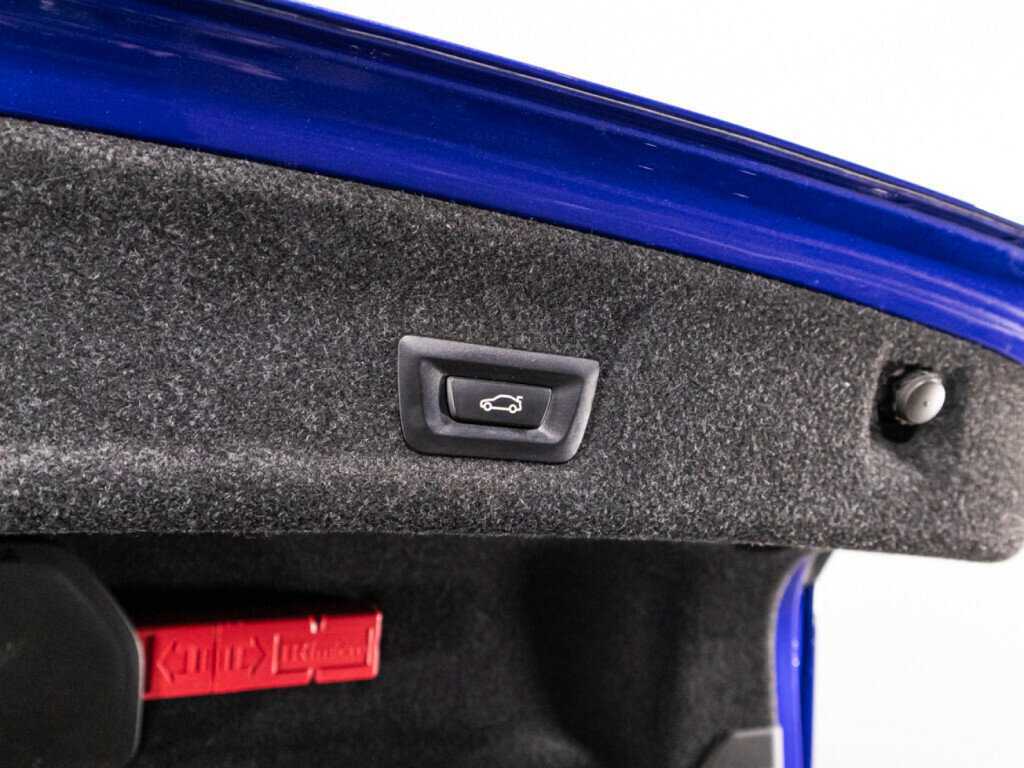 BMW 3 серии 2019 года с пробегом. Фото: #15