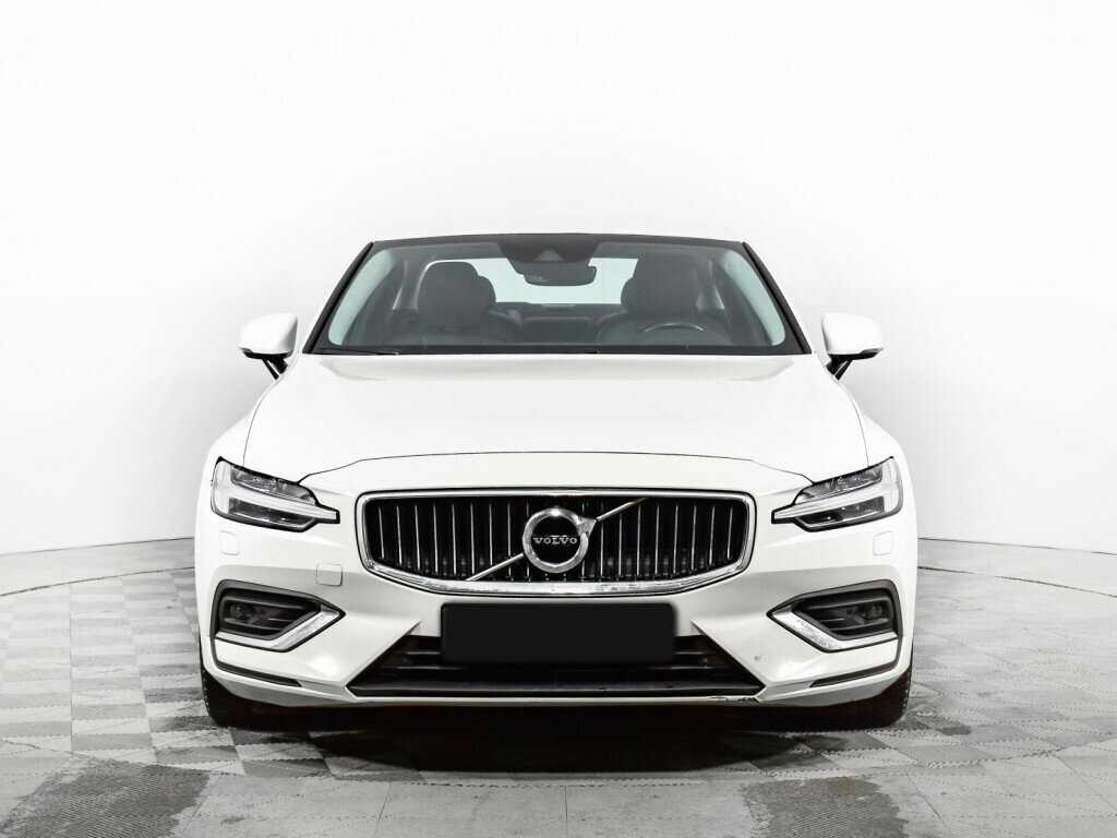Volvo S60 2021 года с пробегом. Фото: #1