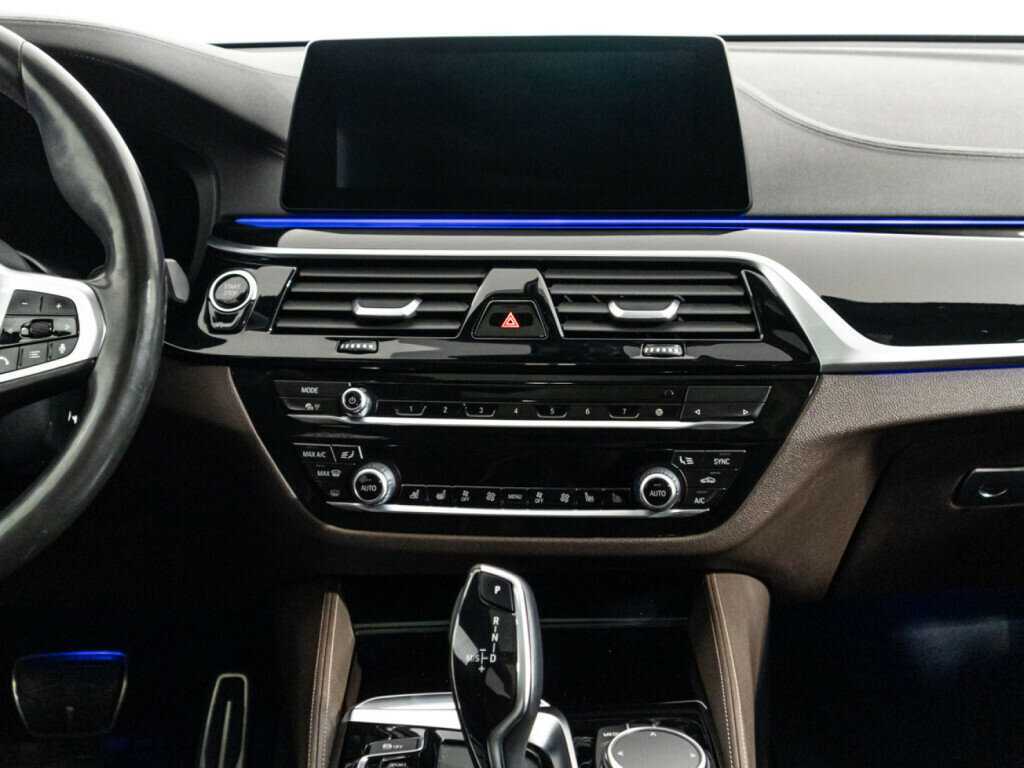 BMW 6 серии 2019 года с пробегом. Фото: #13