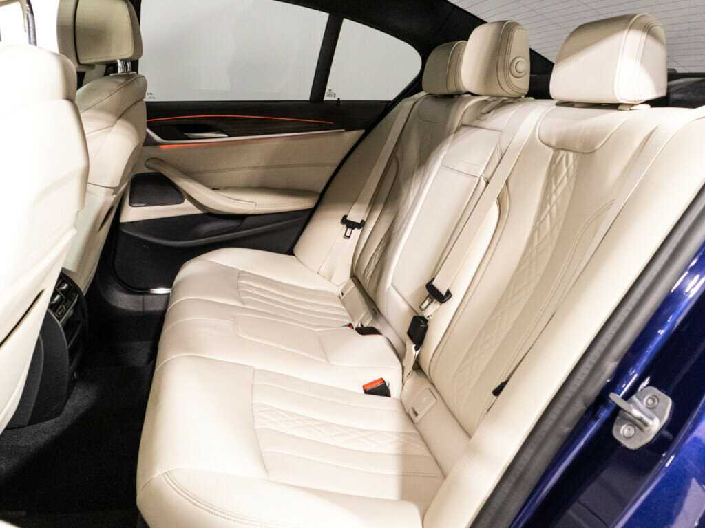 BMW 5 серии 2019 года с пробегом. Фото: #9