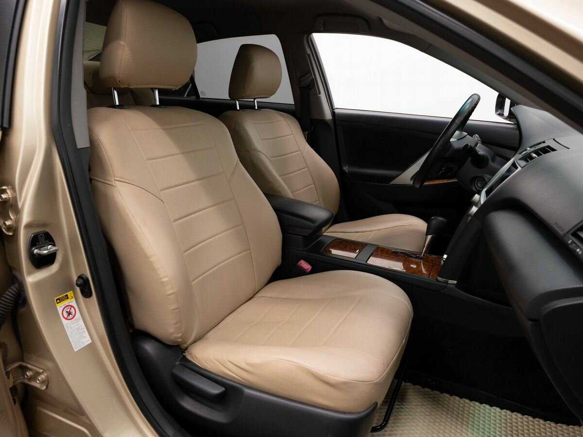 Toyota Camry 2010 года с пробегом. Фото: #11