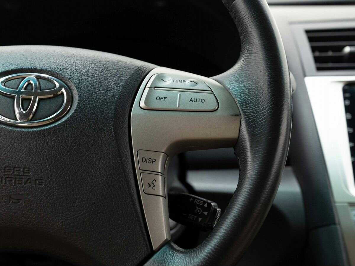 Toyota Camry 2010 года с пробегом. Фото: #15