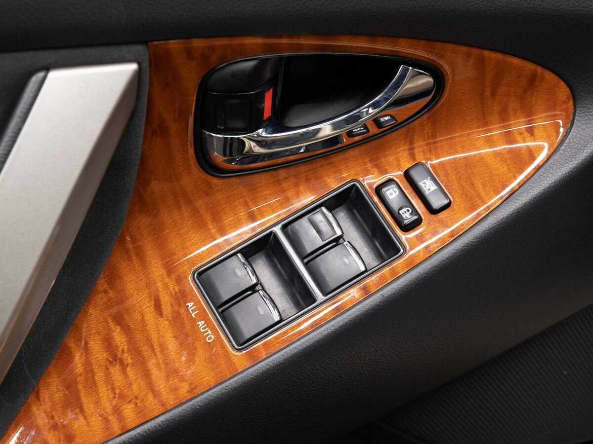 Toyota Camry 2010 года с пробегом. Фото: #17